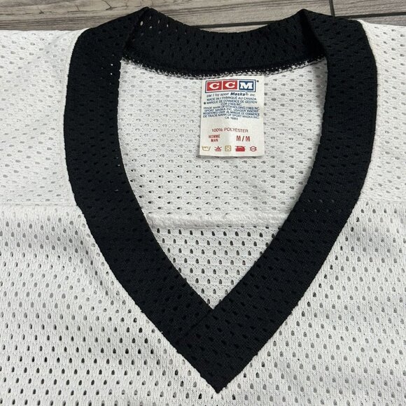 Vintage 90’s NHL Vancouver Canucks Flying Skate CCM Jersey - Picture 6 of 6